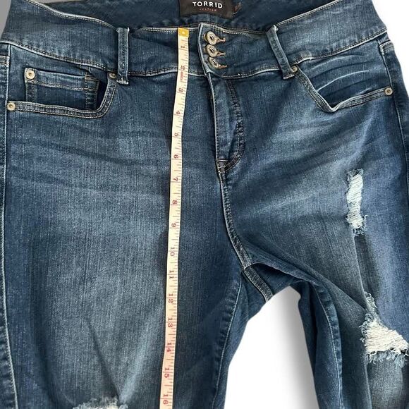 Torrid Premium Jeans Women's Plus 18R Blue Jeggings Distressed High Rise Curvy - Picture 16 of 16